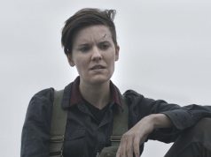 Maggie Grace como Althea en Fear The Walking Dead 5x07