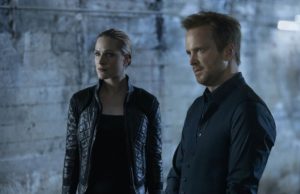 Dolores (Evan Rachel Wood) y Caleb (Aaron Paul) en Westworld 3x05