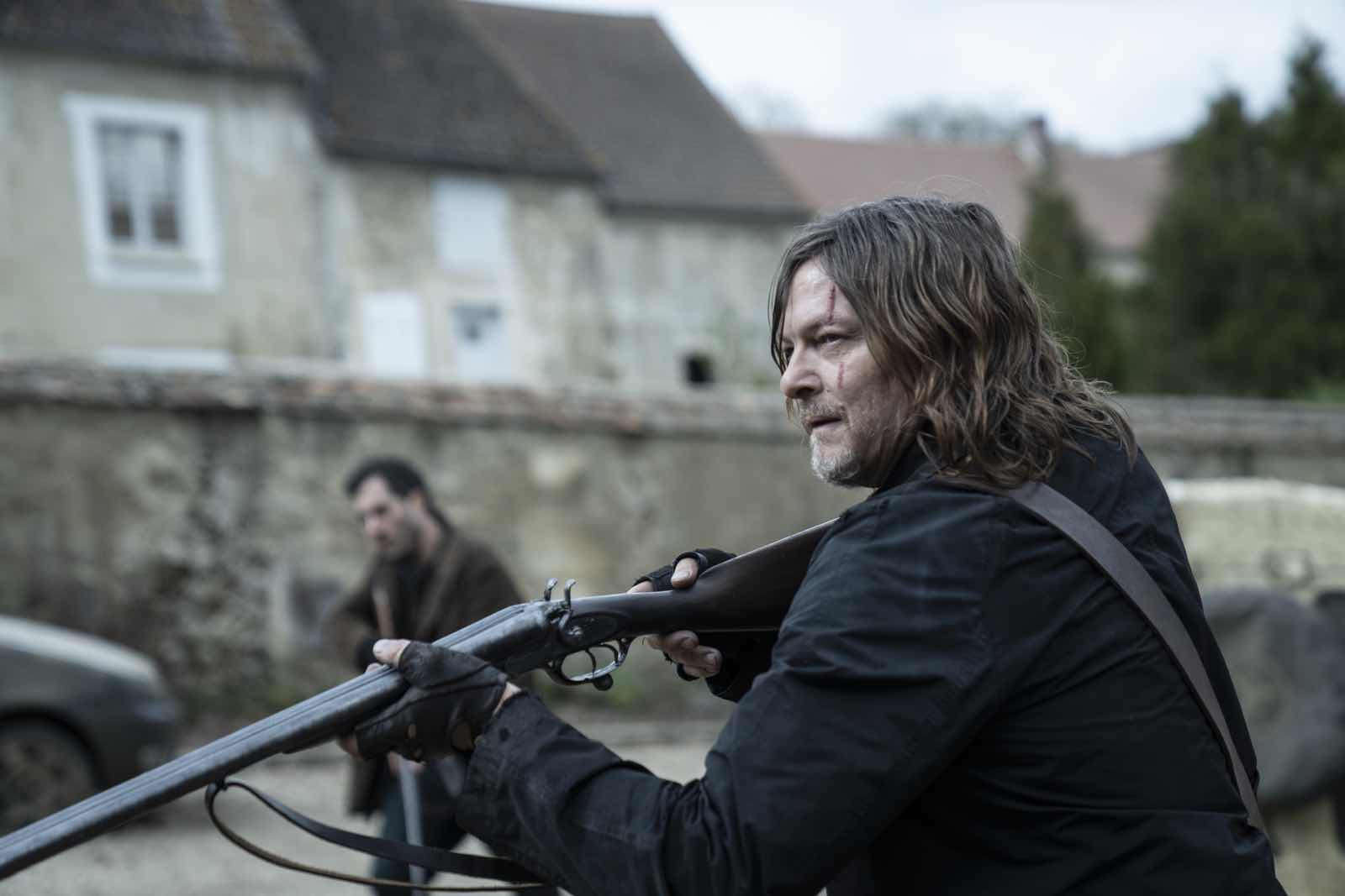 Norman Reedus como Daryl en la segunda temporada de The Walking Dead: Daryl Dixon - The Book of Carol