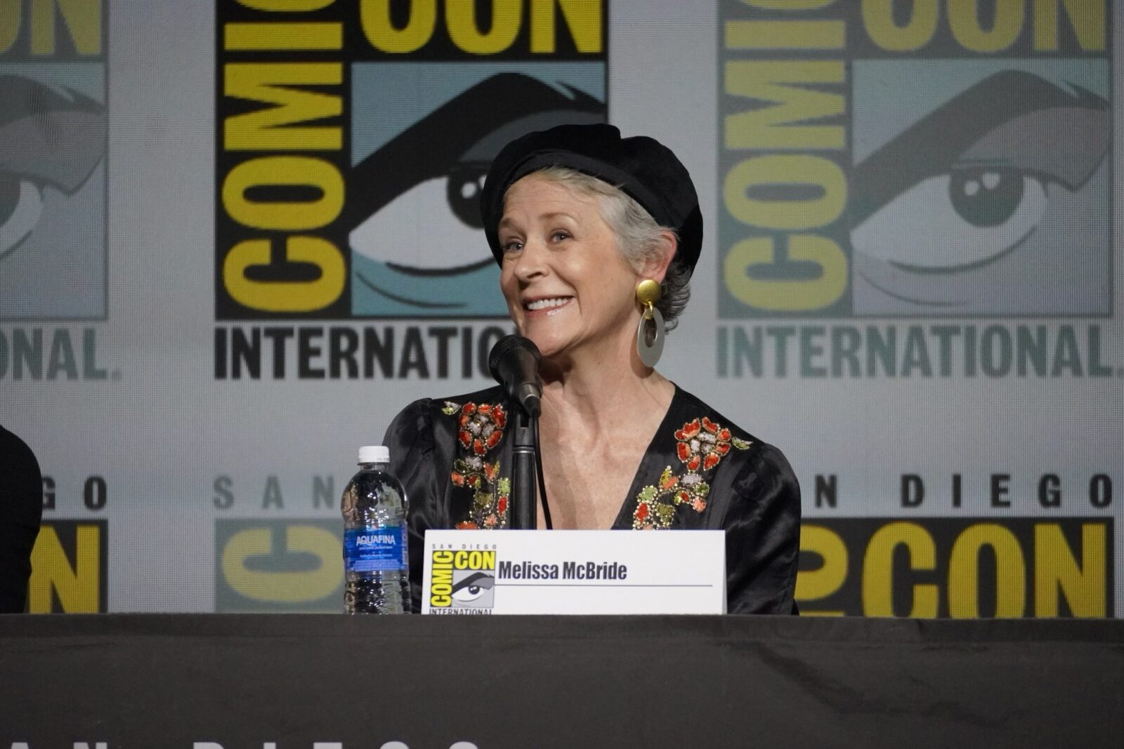 Melissa McBride en el panel de Daryl Dixon: The Book of Carol en la Comic-Con de San Diego 2024