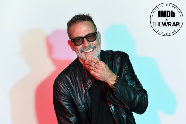 Jeffrey Dean Morgan posa para una sesión de fotos en el yate de IMDB en San Diego, California. (25 julio 2024)