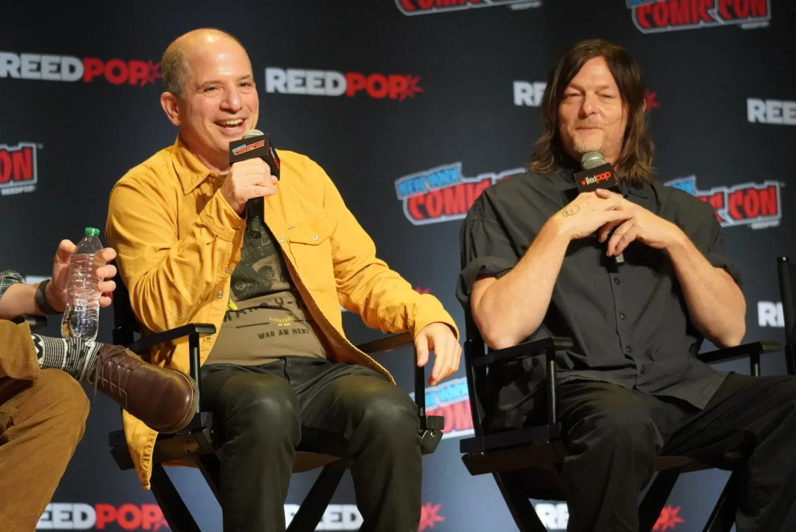 David Zabel y Norman Reedus en el panel de Daryl Dixon en la Comic-Con de Nueva York (NYCC 2024)