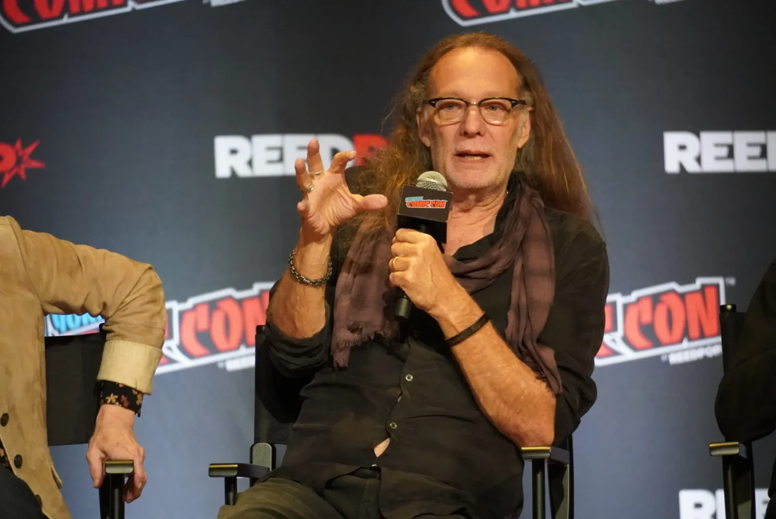 Greg Nicotero en el panel de Daryl Dixon en la Comic-Con de Nueva York (NYCC 2024)