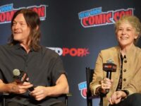 Norman Reedus y Melissa McBride en el panel de Daryl Dixon en la Comic-Con de Nueva York (NYCC 2024)